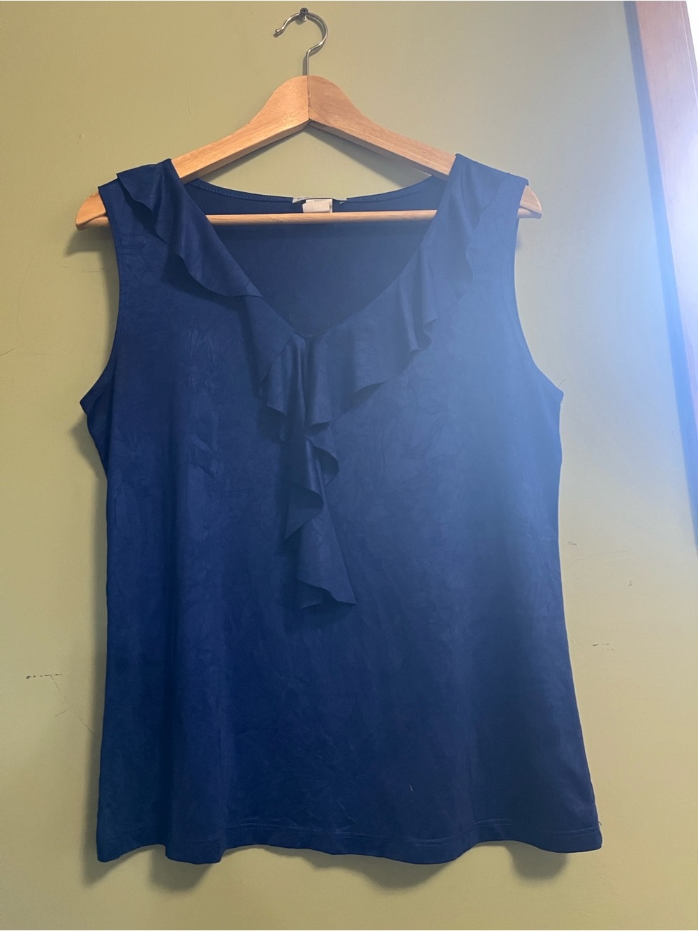 Ruffle V-Neck Sleeveless Camisole - Navy